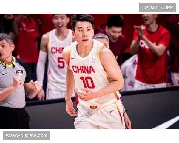 王俊杰三战斩获34分天赋尽显 干拔三分与金鸡独立助力男篮4号位新选择